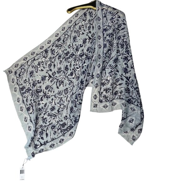 Vera Bradley Perennials Misty Surf Blue Rayon Scarf With Fringe 30" x 75" NWT - Picture 4 of 8